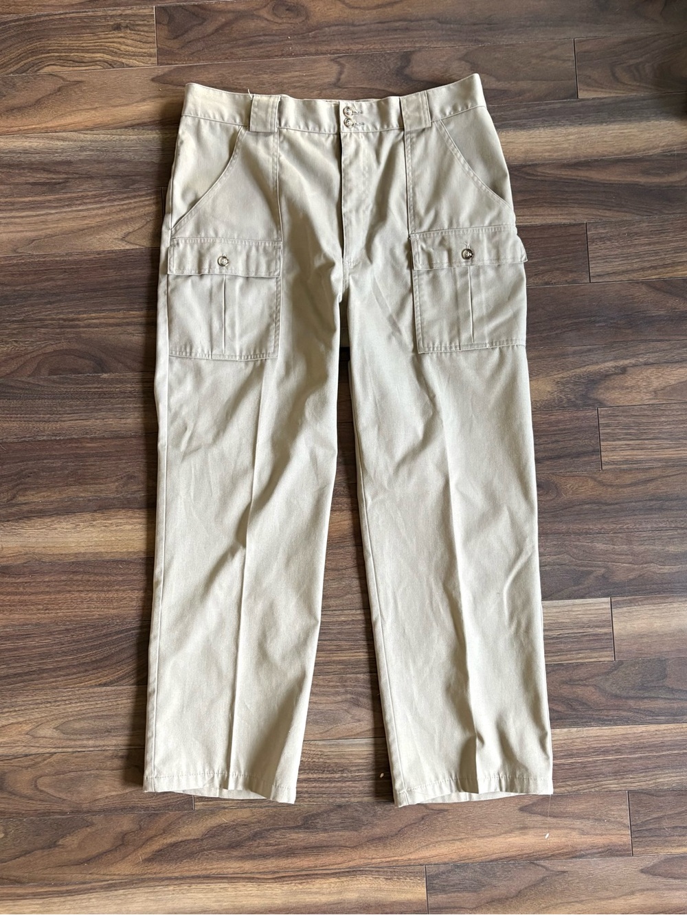 Vintage Tilley “Give ‘Em Hell” Men's Khaki Cargo Pants – Classic Straight Fit